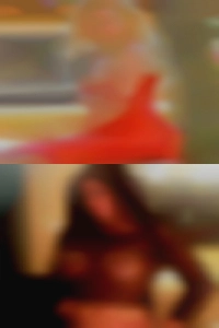 Nearby girls pussy as well.